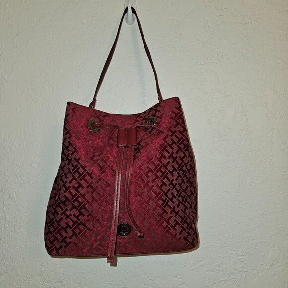 NWT Tommy Hilfiger Logo Rich Red "TH" Monogram Drawstring Bucket Handbag - Picture 7 of 14